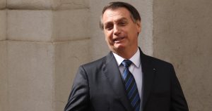 Presidente Jair Bolsonaro fue hospitalizado de urgencia por una posible obstrucción intestinal