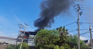 Nuevo incendio afectó a viviendas en el sector alto de Iquique