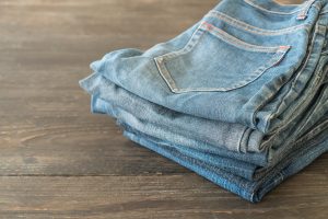 Prendas con historia: en búsqueda de la pieza de jeans más antigua del país