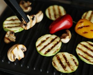 Parrilla para todos: las mejores alternativas para vegetarianos, veganos y personas con alergias alimentarias