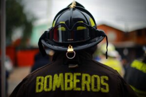 Explosión en planta de gas dejó un trabajador herido en Maipú