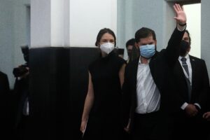 Irina Karamanos confirma que asumirá como Primera Dama