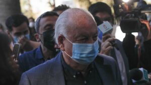 El ninguneo de Teillier a Mario Marcel: “No lo conozco”