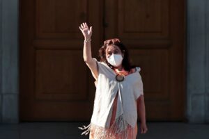 María Begoña Yarza, la ministra de Salud que deberá asumir la gestión de la pandemia