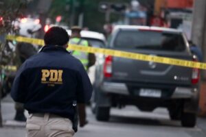PDI investiga homicidio en Renca: hombre fue encontrado en la calle con herida de bala