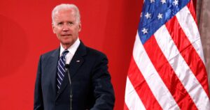 Biden amenaza con imponer sanciones 