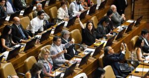 Bancada PPD reunió firmas para realizar sesión especial por licitación del litio