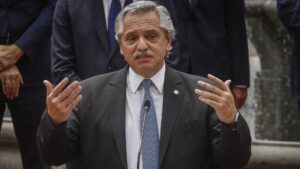 Argentina anuncia un acuerdo con el FMI para reestructurar la deuda