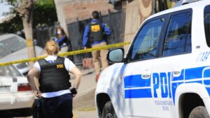 Posible ajuste de cuentas: hombre murió baleado en La Cisterna frente a sus hijas