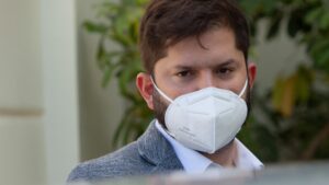 Gabriel Boric aún no define residencia y descarta vivir en San Miguel por motivos de 