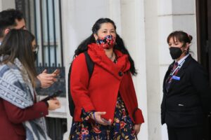 La comentada intervención de Elsa Labraña: 