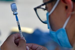Comité asesor recomienda cuarta dosis 