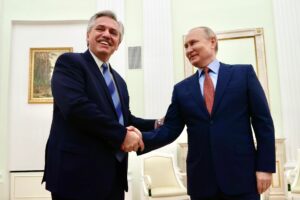 Fernández se reúne con Vladimir Putin en Rusia: 