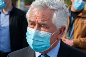 Ministro Paris estima que peak de contagios llegaría durante la semana del 14 de febrero