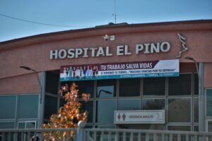 Trabajadores de Hospital El Pino de San Bernardo exigen mayor presencia policial