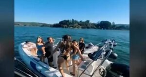 VIDEO - Ahora en el Maule: denuncian fiesta de lanchas en el lago Vichuquén