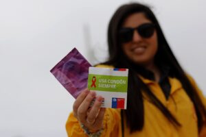 Testeos de VIH aumentan un 500% y recuperan ritmo pre pandemia en Chile