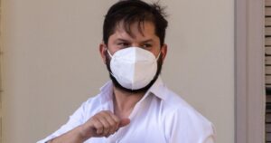 Boric respalda cuestionamientos a propuesta de la Convención de eliminar poderes del Estado