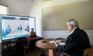 Ministro Delgado pide a camioneros despejar las rutas para visitar Antofagasta