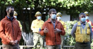 Corma pide a Gobierno seguridad para que brigadistas y aeronaves puedan combatir incendios