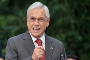 Contratistas Forestales responsabilizan a Piñera por ataque a 19 camiones en Los Ríos