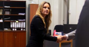 Fraude en Ejército: Corte Suprema amplía en seis meses dedicación exclusiva de Romy Rutherford