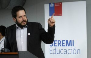 Boric nombra a Felipe Melo como director nacional del Servicio Civil