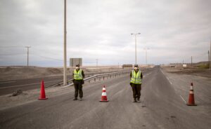 Dan de baja a 2 carabineros involucrados en tráfico de drogas en Arica