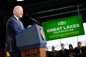 Putin y Biden aceptan propuesta de Macron de celebrar una cumbre sobre Ucrania