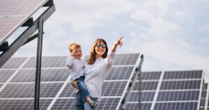 Ciudad Luz: la empresa chilena que apuesta por democratizar el acceso a la energía solar fotovoltaica