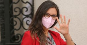 Camila Vallejo se suma a Marcel: 