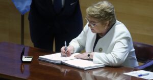 Bachelet pide el fin 