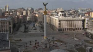 Tropas rusas se acercan a Kiev en segunda jornada de ataques