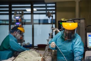 Balance COVID-19 en Chile: informan 13.928 casos nuevos y 28 fallecidos