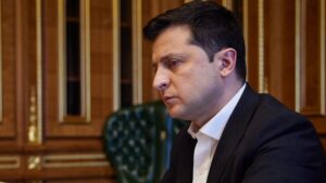 Presidente de Ucrania acusa a Rusia de querer 