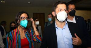 Camila Vallejo y llamado de Schalper a 'atrofiar' Gobierno de Boric: 