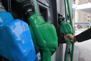 Hacienda proyectó fuerte alza en el precio de las bencinas para esta semana
