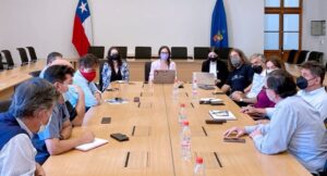 Camila Vallejo tras cita con sindicatos de TVN: hay sintonía con propuestas televisivas del FA y el Partido Comunista