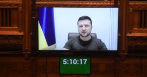 Zelenski evoca a Churchill y promete que Ucrania 