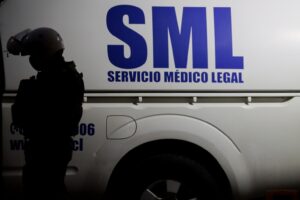 Hombre fue asesinado a tiros en las afueras de mall en Estación Central