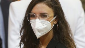 Camila Vallejo descarta llegada de Felipe Berríos al gobierno: 