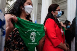 Iglesia católica dijo que avance del aborto en la Constitución pone un 