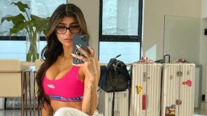 Mia Khalifa está en Chile: acompaña a su novio en Lollapalooza