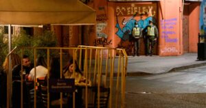 Ministro Grau recomienda ir al barrio Lastarria menos los viernes