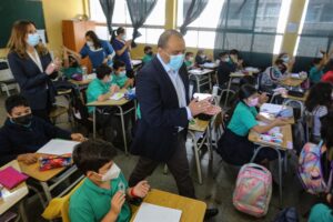 Colegio de Profesores calificó de 