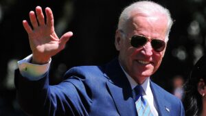 Joe Biden asegura que Putin está considerando usar armas químicas y biológicas en Ucrania