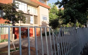 Liceo Darío Salas suspende clases presenciales por aguas servidas en baños