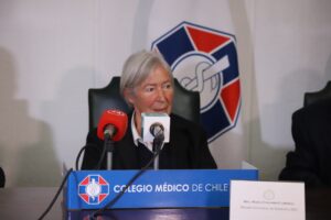 Quién es Marta Colombo, la primera mujer que recibe el Premio Nacional de Medicina