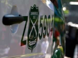 Carabinero fue dado de baja tras chocar ebrio en Los Ángeles