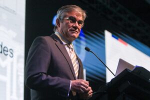 Marcel responde a Jadue: 